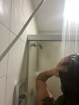 Snapshot of melaniepatterson chatting on 12/14/24, 01:50 melaniepatterson online show from 12/14/24, 01:50