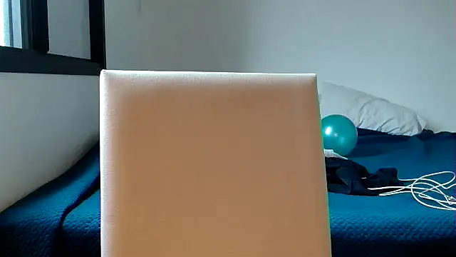 Snapshot of melaniepatterson chatting on 10/07/25, 02:47 melaniepatterson online show from 10/07/25, 02:47