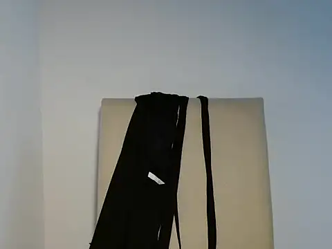 Snapshot of melaniepatterson chatting on 10/17/25, 02:52 melaniepatterson online show from 10/17/25, 02:52