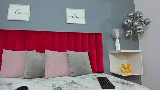 MauraGray online show from 01/31/25, 08:33