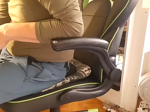 feathersify online show from 09/29/25, 08:30