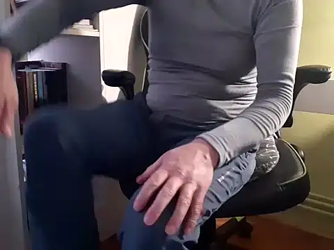 feathersify online show from 11/26/25, 06:47