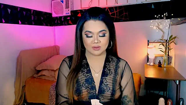 asiankatyhuge online show from 10/27/25, 09:30