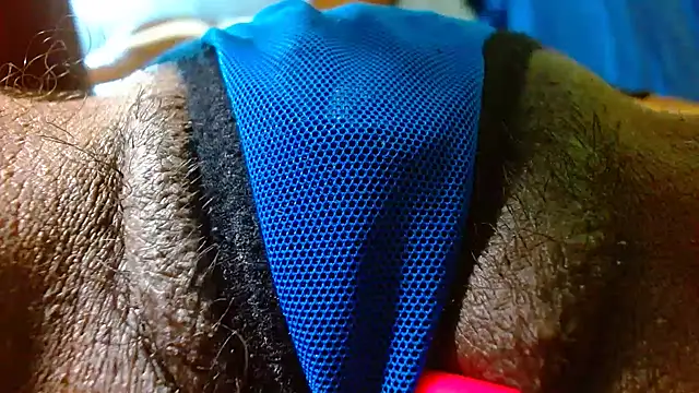 bethanywilson 23 online show from 12/18/25, 12:11