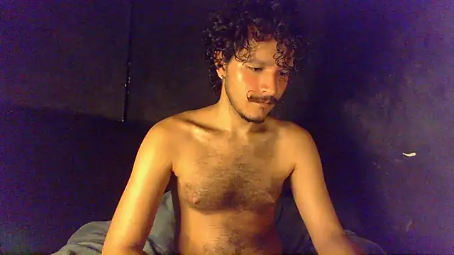 Snapshot of die_mond chatting on 05/10/26, 05:45 die mond online show from 05/10/26, 05:45