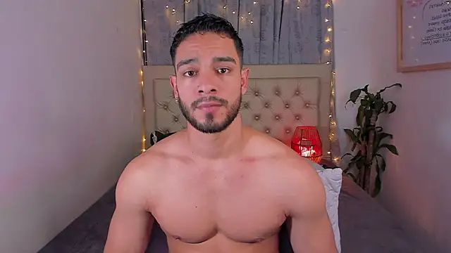 Snapshot of Josseph1_ chatting on 12/11/24, 02:52 Josseph1  online show from 12/11/24, 02:52