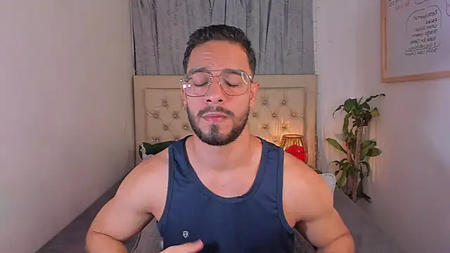 Snapshot of Josseph1_ chatting on 01/18/25, 12:02 Josseph1  online show from 01/18/25, 12:02