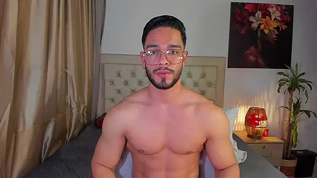 Snapshot of Josseph1_ chatting on 03/15/25, 04:35 Josseph1  online show from 03/15/25, 04:35