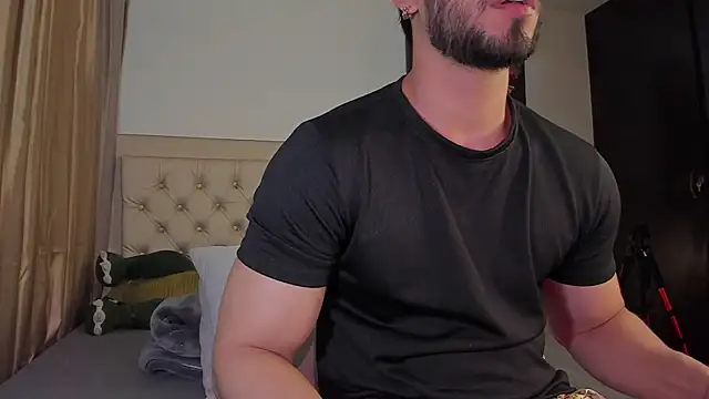 Snapshot of Josseph1_ chatting on 03/17/25, 11:32 Josseph1  online show from 03/17/25, 11:32