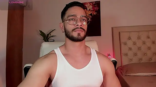 Snapshot of Josseph1_ chatting on 10/24/25, 11:56 Josseph1  online show from 10/24/25, 11:56