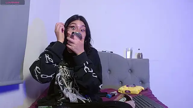 Red-moon1 online show from 09/23/25, 04:48