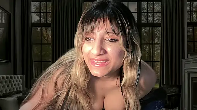 Snapshot of Focal_Humorist99 chatting on 12/19/24, 01:18 Focal Humorist99 online show from 12/19/24, 01:18