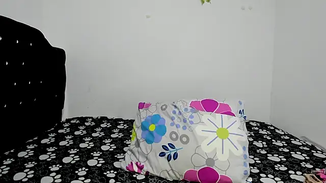 valentine loves online show from 02/20/26, 11:38