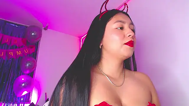 Snapshot of sweeet_amy chatting on 10/08/25, 08:17 sweeet amy online show from 10/08/25, 08:17