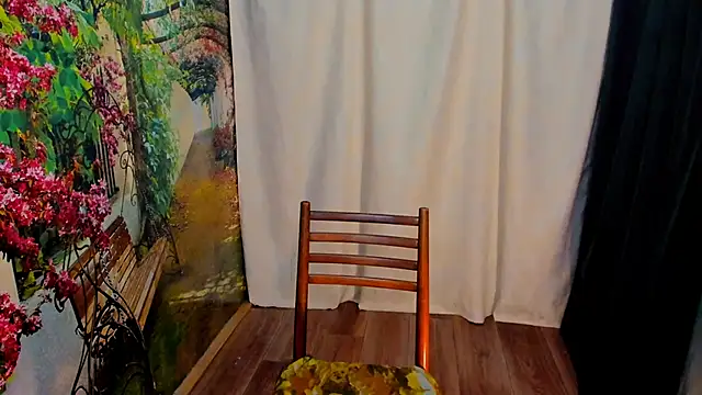 Snapshot of I-JUST-I chatting on 12/16/24, 04:23 I-JUST-I online show from 12/16/24, 04:23