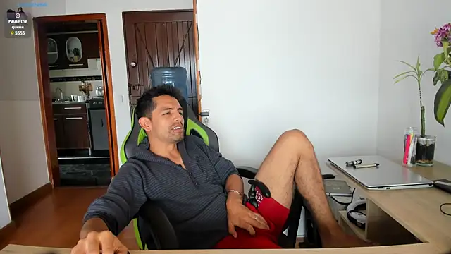 EuphoriaBoys online show from 12/15/24, 07:42