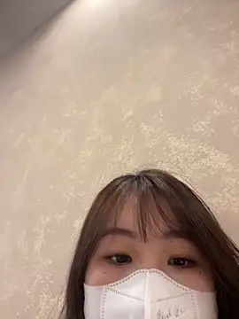 Onee-Chew online show from 04/12/26, 04:50