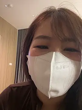Onee-Chew online show from 04/26/26, 11:52
