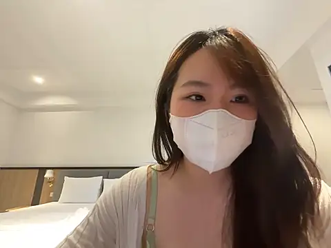 Onee-Chew online show from 06/25/26, 02:33