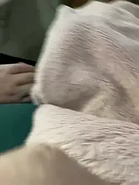 Snapshot of buri232 chatting on 03/06/25, 02:18 buri232 online show from 03/06/25, 02:18