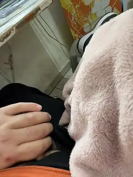 Snapshot of buri232 chatting on 03/15/25, 08:15 buri232 online show from 03/15/25, 08:15