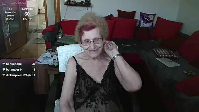 HeisseomaOriginal online show from 03/10/25, 03:09