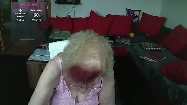 HeisseomaOriginal online show from 01/13/26, 11:26