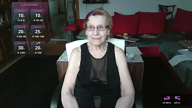 HeisseomaOriginal online show from 02/23/26, 08:12