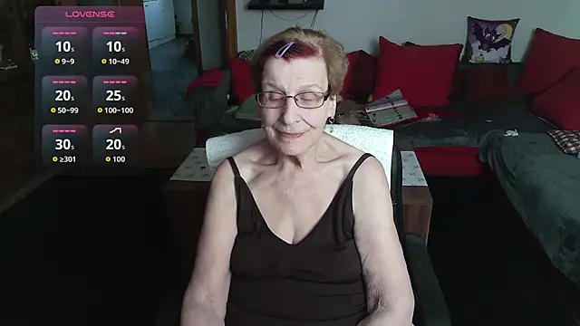 HeisseomaOriginal online show from 03/12/26, 08:20