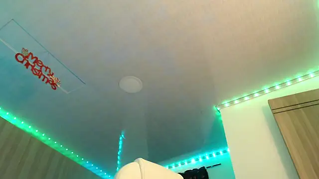 Selene93 online show from 12/20/24, 11:05