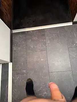 Snapshot of Andy7430 chatting on 02/13/25, 01:59 Andy7430 online show from 02/13/25, 01:59