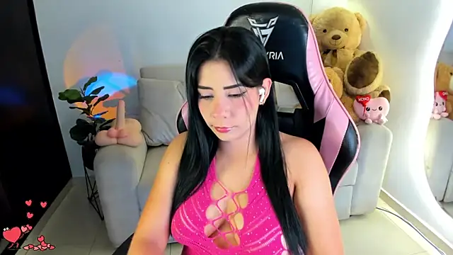 eval lee18 online show from 03/19/26, 06:50