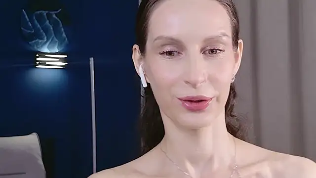 Mila Anders online show from 04/03/26, 04:54