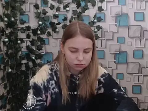 klerkarina online show from 12/23/24, 06:22