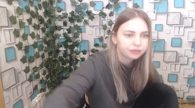 klerkarina online show from 02/09/25, 05:40