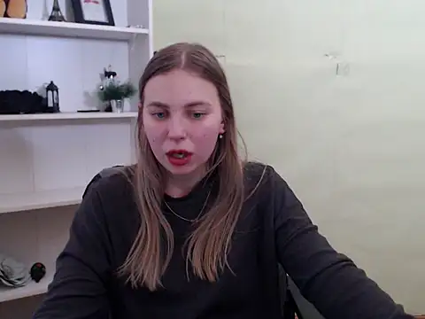 klerkarina online show from 02/13/25, 06:20