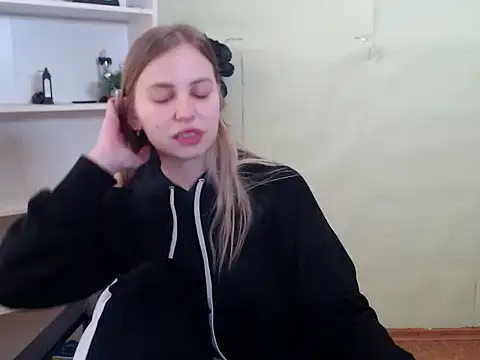 klerkarina online show from 03/18/25, 06:03
