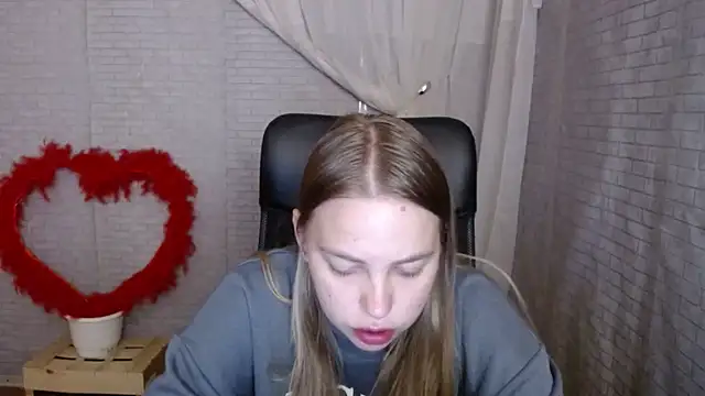 klerkarina online show from 10/07/25, 05:26