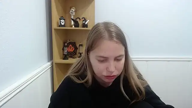 klerkarina online show from 10/17/25, 05:32