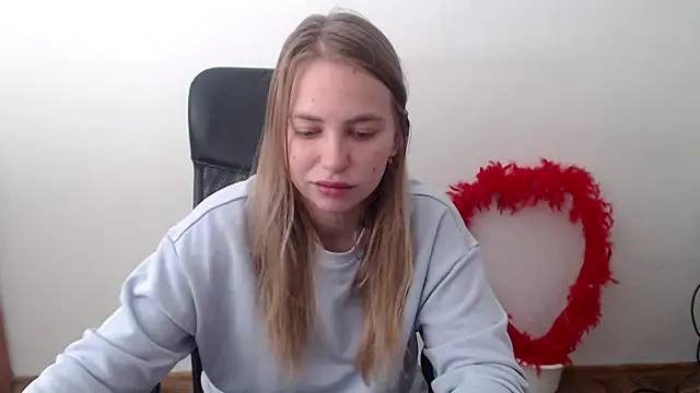 klerkarina online show from 10/19/25, 04:46