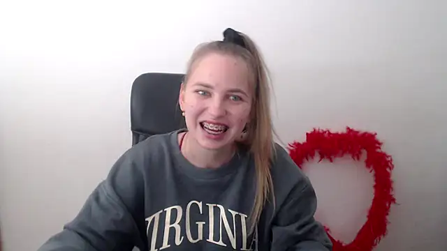 klerkarina online show from 10/20/25, 05:30