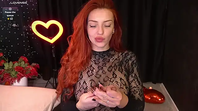 Snapshot of Sweety_one_ chatting on 04/22/26, 01:12 Sweety one online show from 04/22/26, 01:12