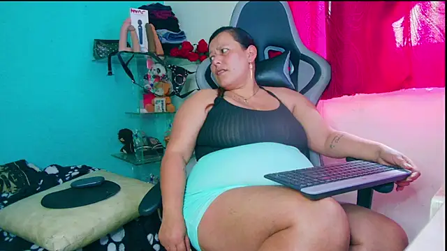 Diana Lozano online show from 11/24/25, 07:02