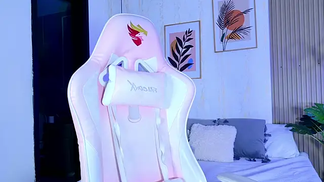 CameronCollins  online show from 02/21/26, 07:48