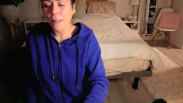 Ellie-L-Elizabeth online show from 01/09/26, 03:09