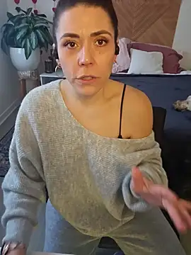 Ellie-L-Elizabeth online show from 02/19/26, 06:59