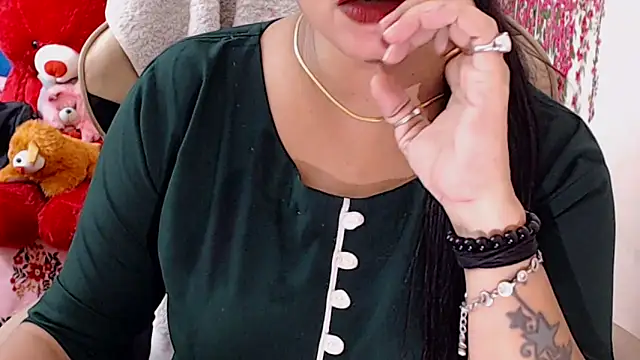 Naughty Kashish online show from 05/26/26, 07:15