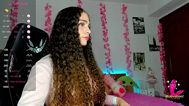 gabrielatafur  online show from 12/07/24, 01:58