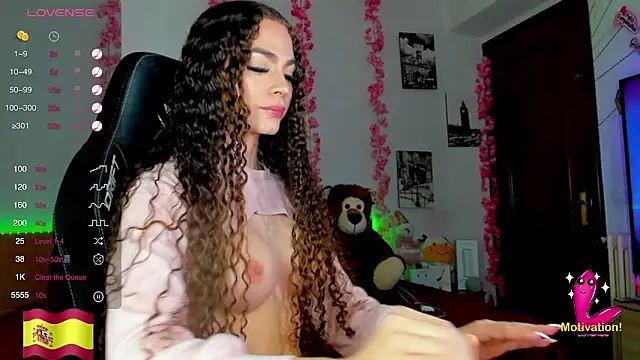 gabrielatafur  online show from 03/18/25, 04:37