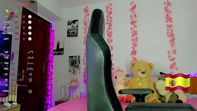 gabrielatafur  online show from 09/19/25, 09:26